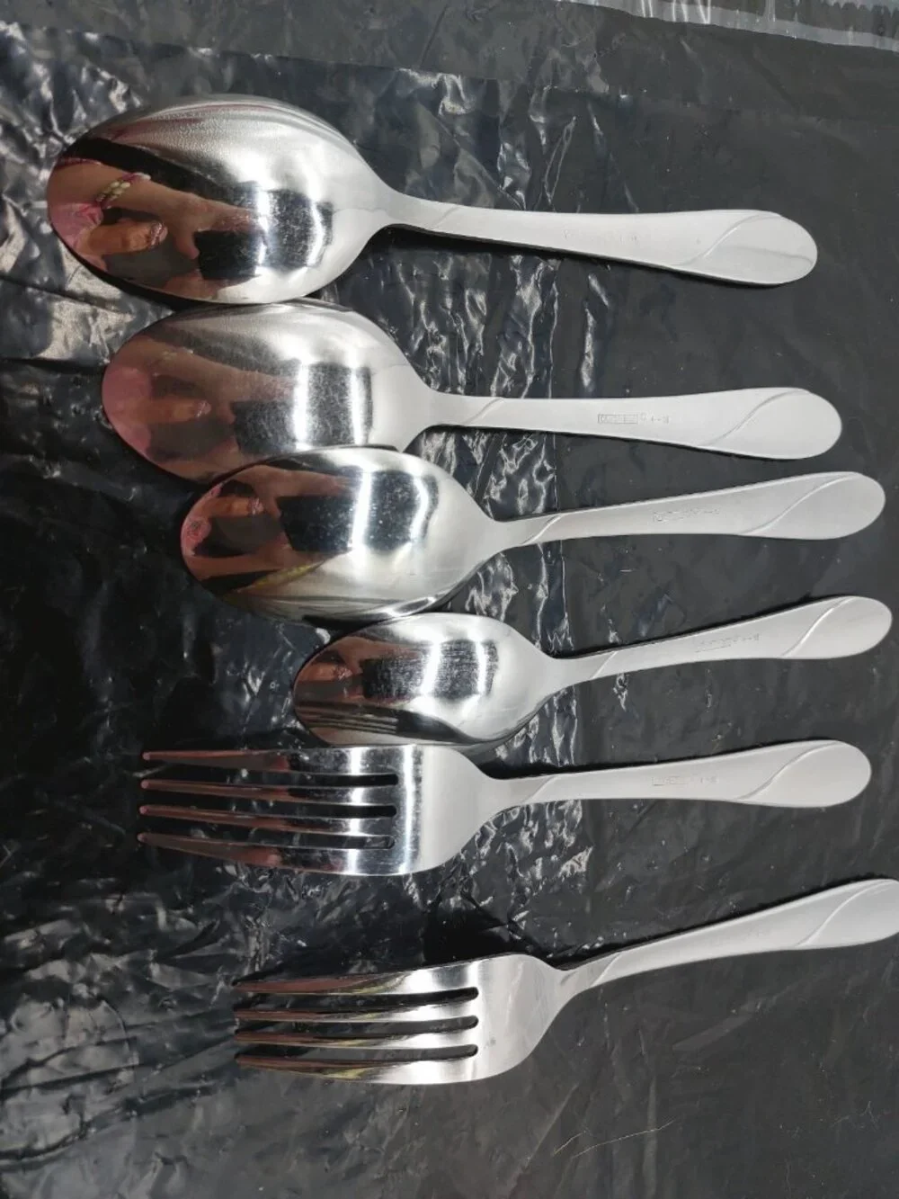 Cambridge Swirl Sand Stainless Flatware Glossy Frosted Spoons Forks Set Of 6